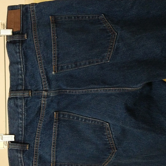 Men's Jeans, Kirkland, 38 X 30, NWOT - Picture 4 of 5